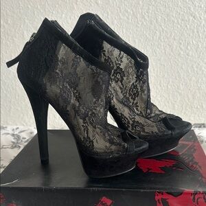 EUC Bebe Black Peep-toe Heels